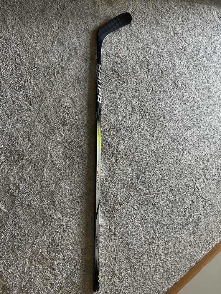 Used Right Handed P90TM Vapor Hyperlite 2 Hockey Stick