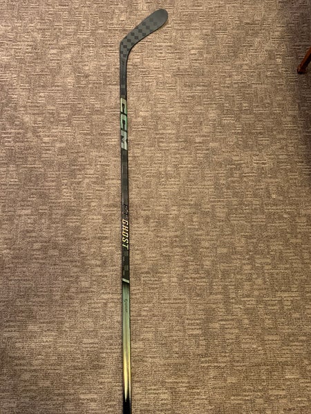 New Right Handed P28 FT Ghost 75 Flex Hockey Stick