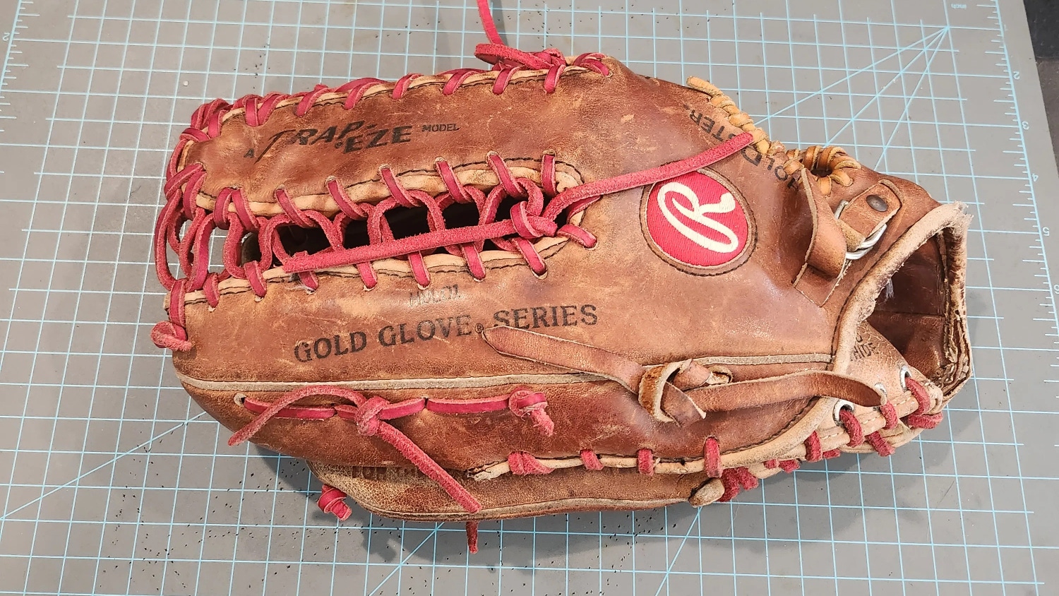 Used Rawlings Heart of the Hide Baseball Glove 12.75"