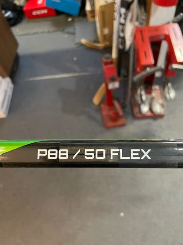 New Junior Left Hand P88 50 Flex Sling Hockey Stick