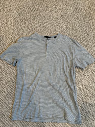Men’s Small Blue Striped T-Shirt