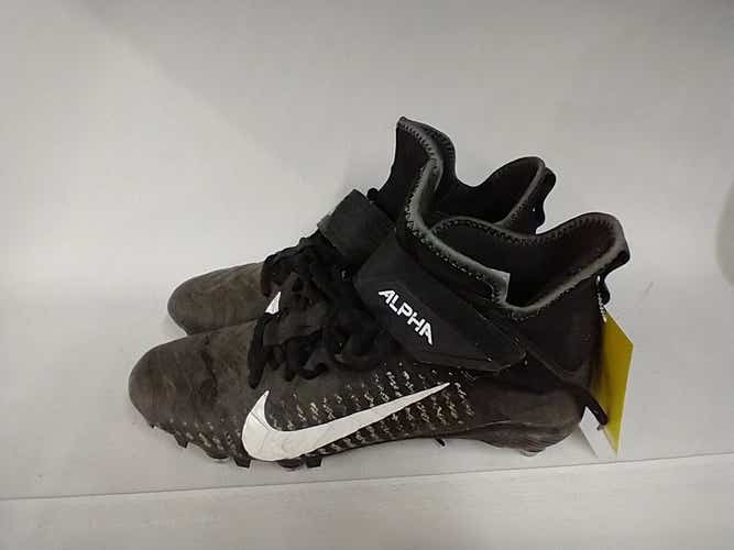 Used Nike Senior 10 Football Cleats