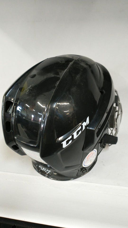 Used Ccm Fm2100 Jr Sm Hockey Helmets