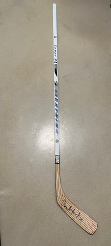 Dave Andreychuk signed hockey stick