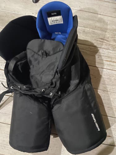 Senior Medium Bauer Pro Stock Nexus Custom Pro Hockey Pants