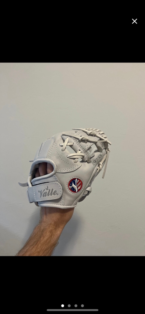 Valle 9.75 training baseball glove