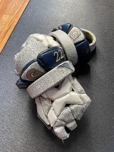 Georgetown Men’s Lacrosse Gloves #22