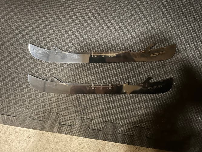 New 263mm Bauer Hockey Fly-TI Skate Steel
