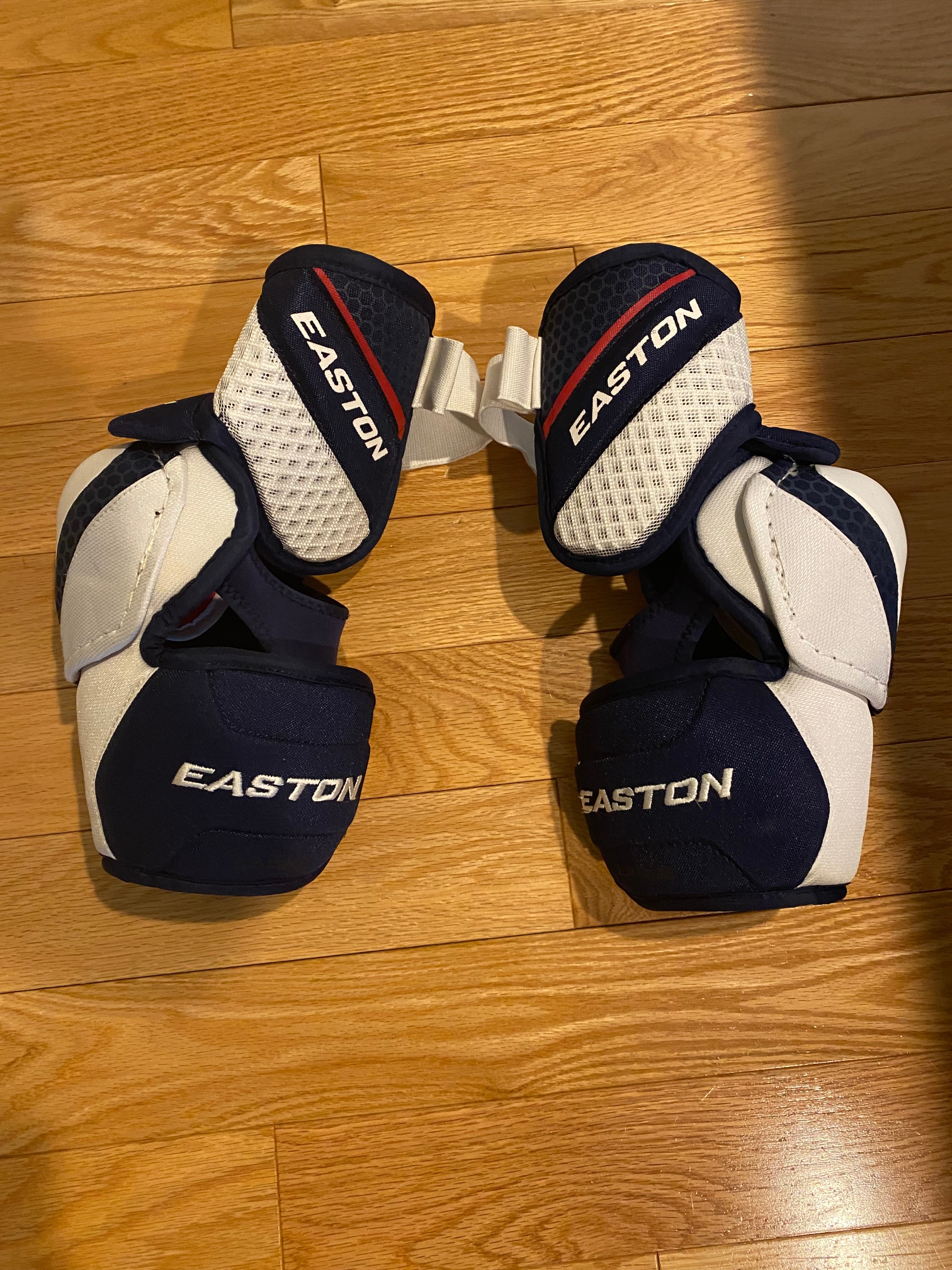 Senior Used Large Easton PRO 10 Elbow Pads