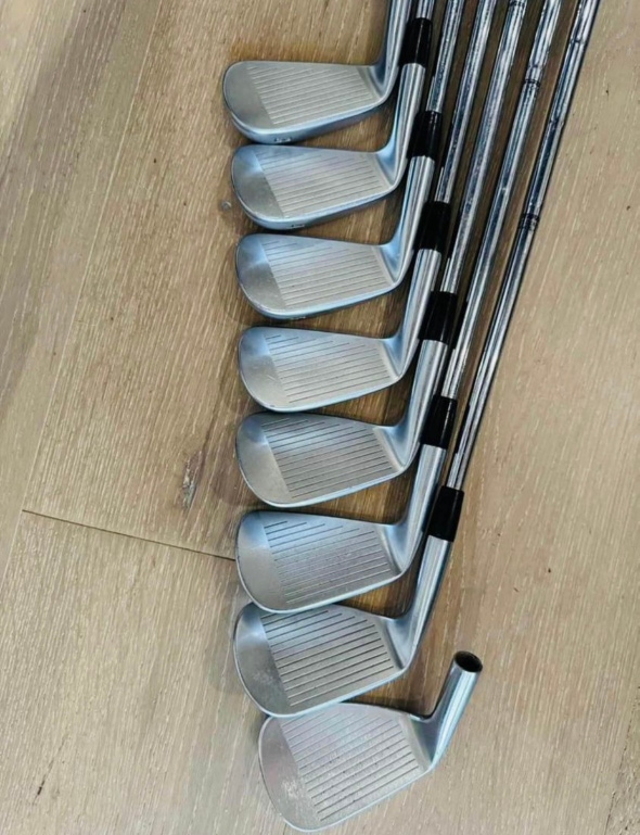 Justin Leonard’s Nike Golf Vr Irons - Forged Blades 3-9 (PW Head Only) Stiff