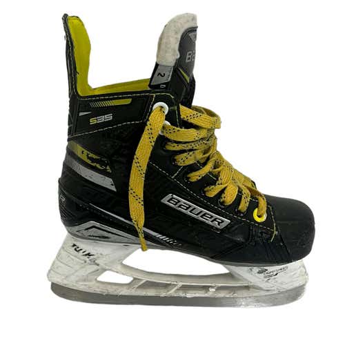 Used Bauer S35 Junior Size 2.0 D Ice Hockey Skates