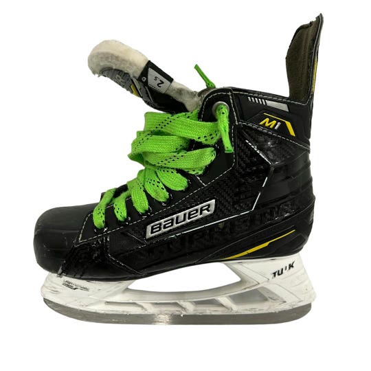 Used Bauer Supreme M1 Junior Size 2.5 D Ice Hockey Skates