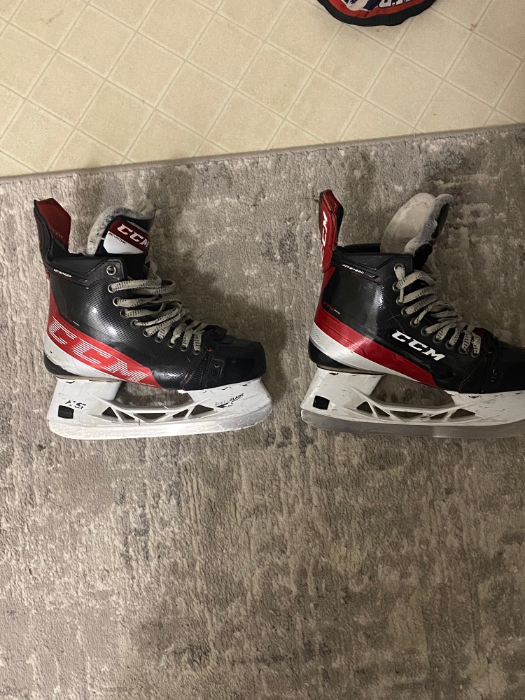 Used CCM Regular Width Size 6 JetSpeed FT4 Pro Hockey Skates
