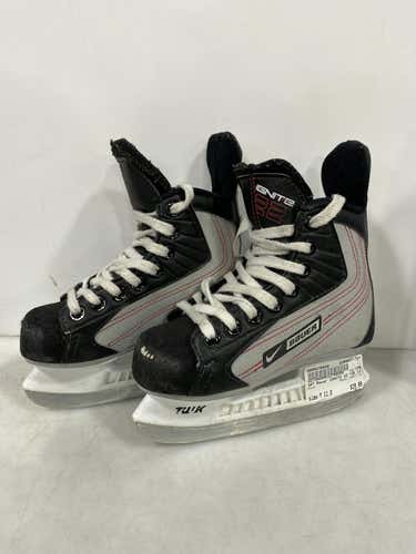 Used Bauer Ignite 22 Youth 11.0 Ice Hockey Skates