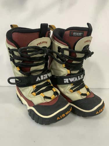 Used Airwalk Freeride Junior 06 Boys' Snowboard Boots