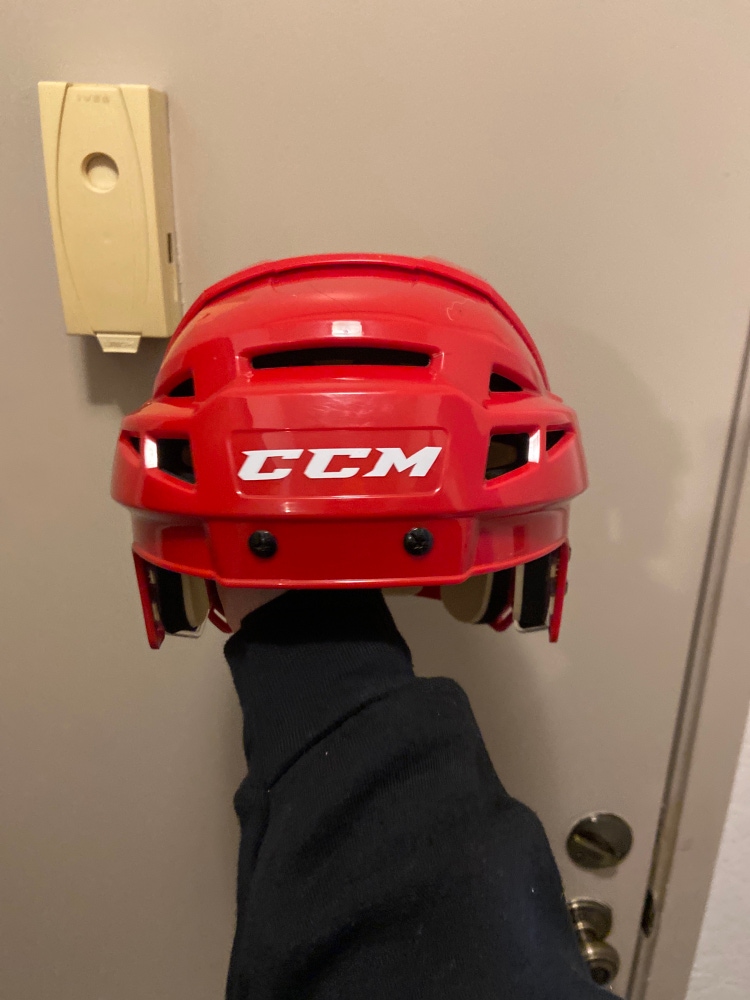 New Large CCM Vector V08 Helmet