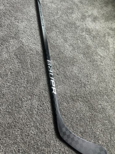 Bauer hyperlite 2 hockey stick Left P92
