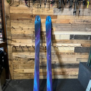 Atomic 161 cm Maven 86 R Skis