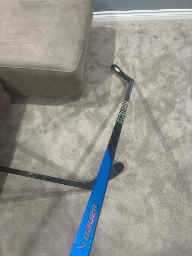 Senior Left Hand P28 Nexus Sync Hockey Stick