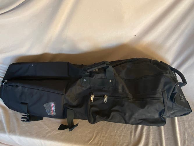 Used Caddy Daddy Travel Cover