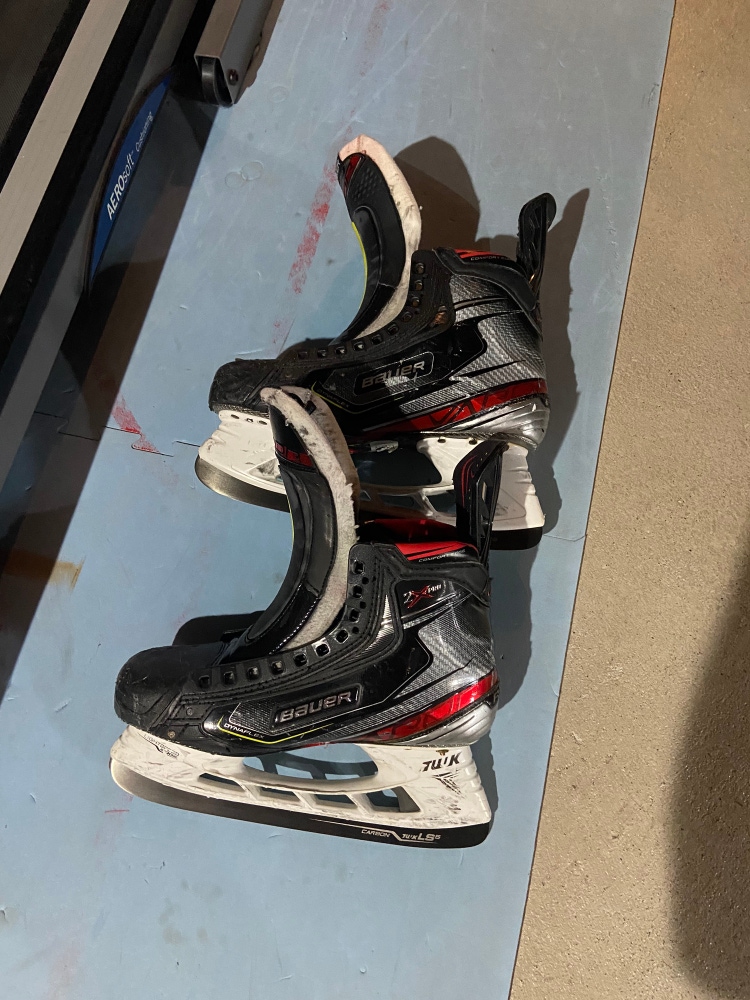 Senior Bauer Regular Width 8.5 Vapor 2X Pro Hockey Skates
