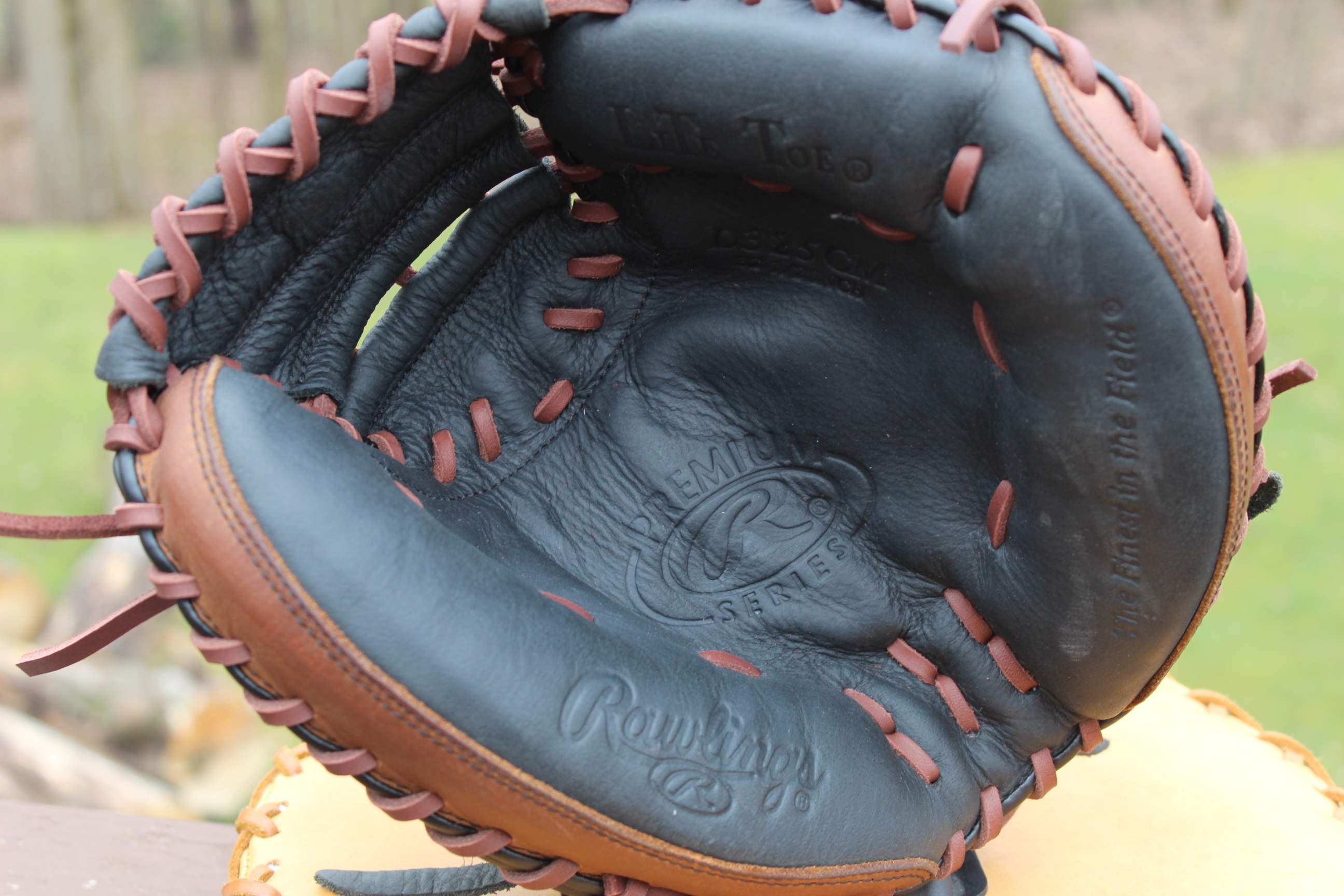 Used Rawlings Catcher's Right Hand Throw Premium Series Baseball Glove 32.5"