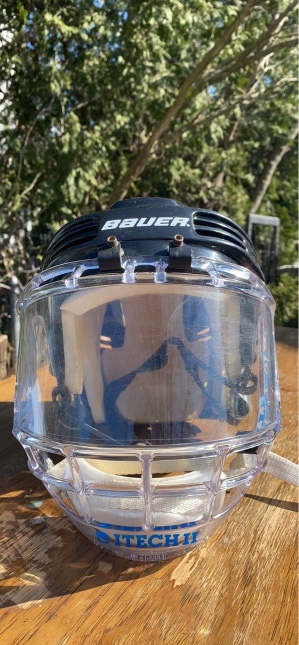Used Large Bauer HH4000 Helmet