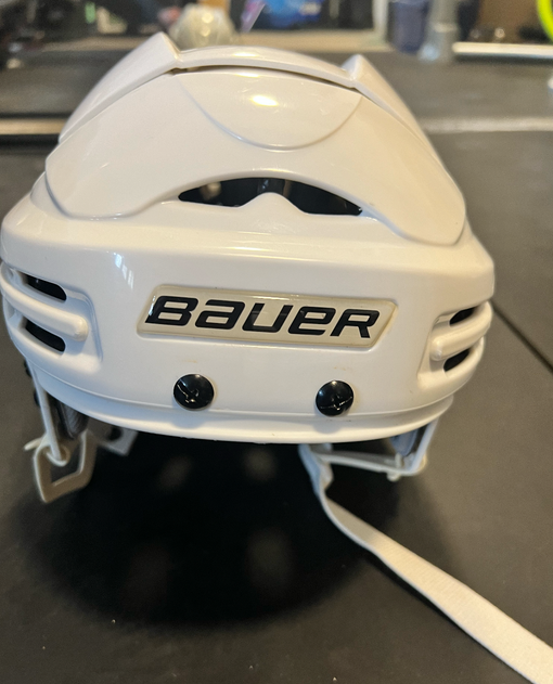 Vancouver Canucks Used Medium Bauer BHH9900 White Helmet