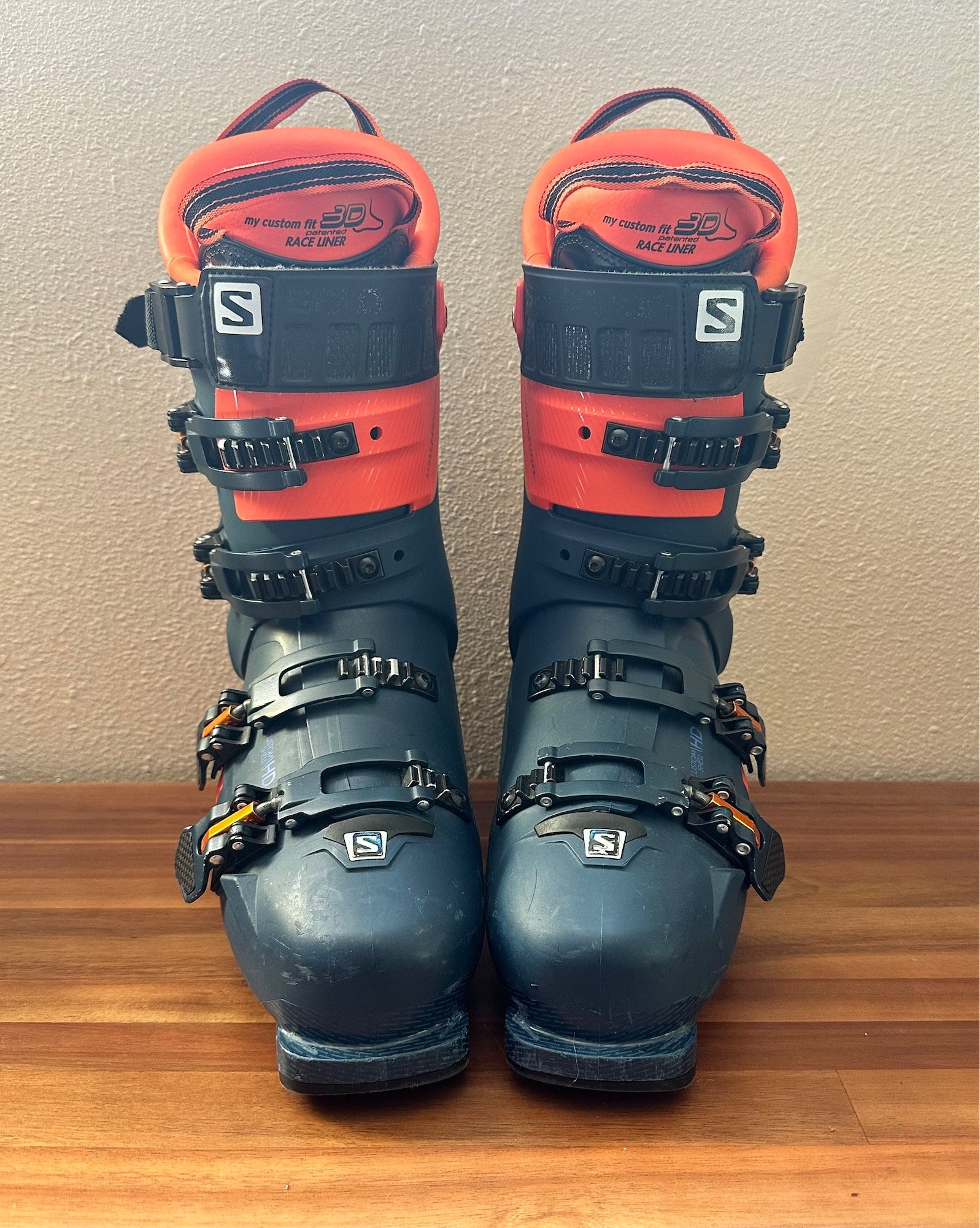 26.5 Salomon Mission 8 Ski Boots | SidelineSwap