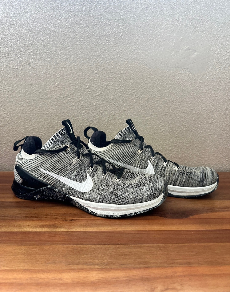 Nike Men’s Metcon DSX Flyknit 2 Gray Training Shoes Size 10