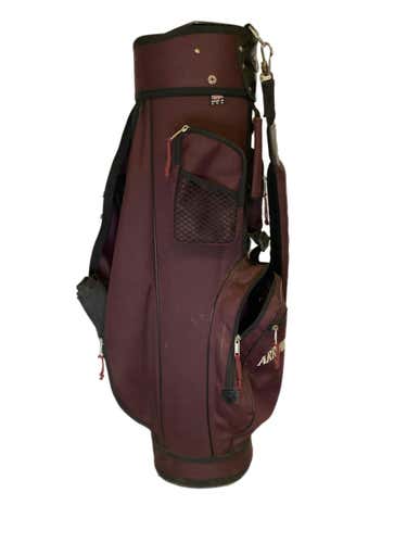 Used Arrowhead Golf Stand Bags