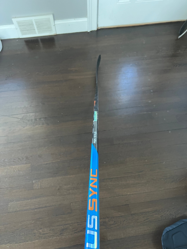 Senior Left Hand P92M  Nexus Sync Hockey Stick