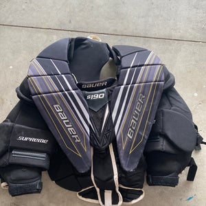 Used Large Bauer  Supreme S190 Goalie Chest Protector