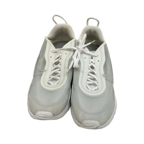 Used Nike Senior 13 Basketball Shoes
