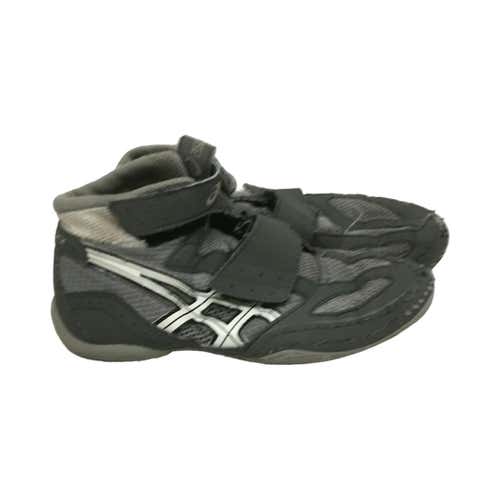 Used Asics Matflex 4 Junior 2 Wrestling Shoes