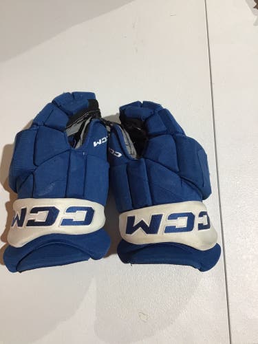 Lightly Used #10 Colorado Avalanche CCM 15" Pro Stock Gloves