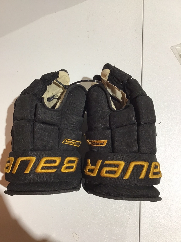 Lightly Used Colorado College Bauer 15" Pro Stock Pro Series Gloves