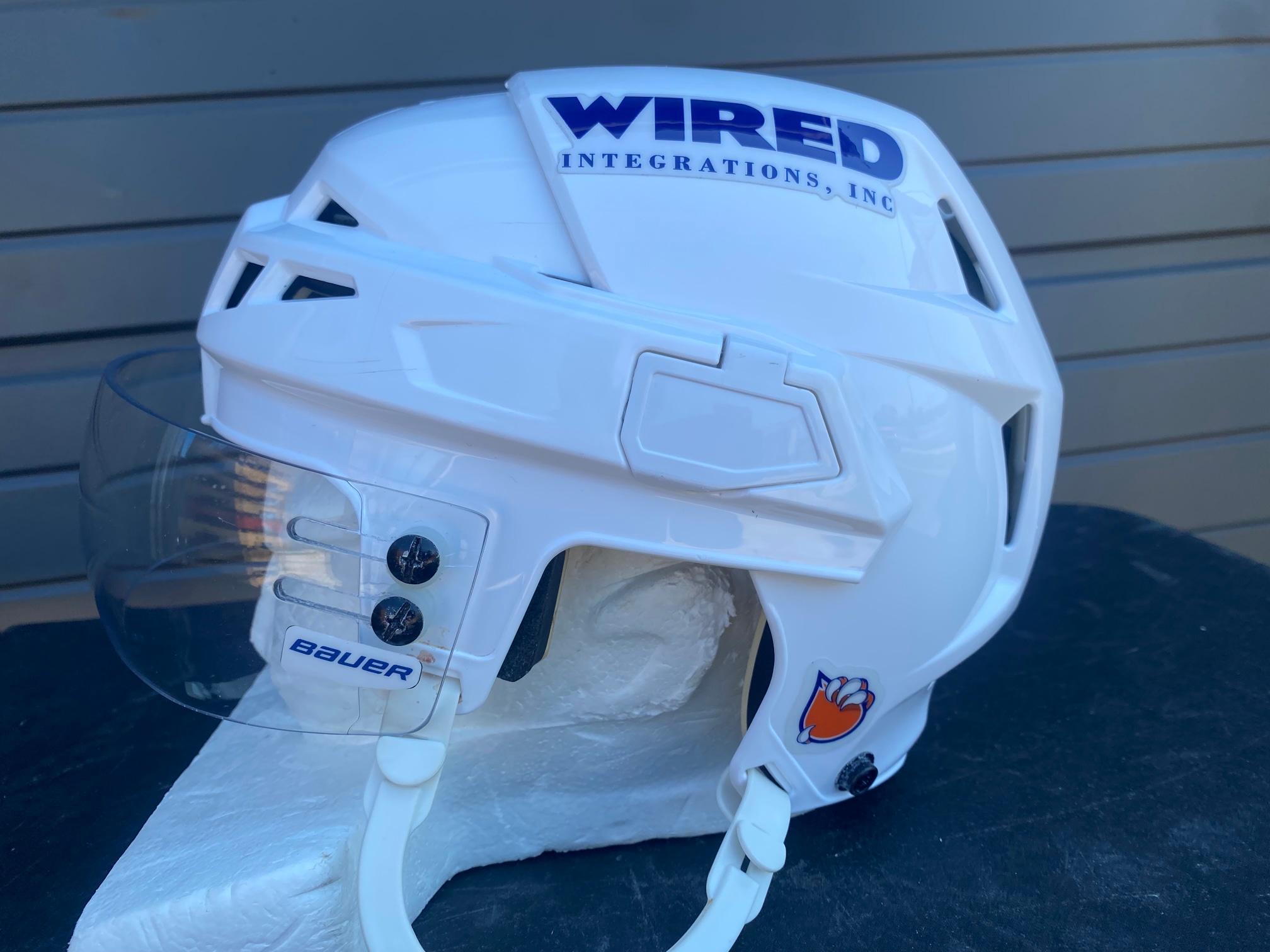 CCM Vector V08 Pro Stock Hockey Helmet Bauer Visor Combo Medium White 3805