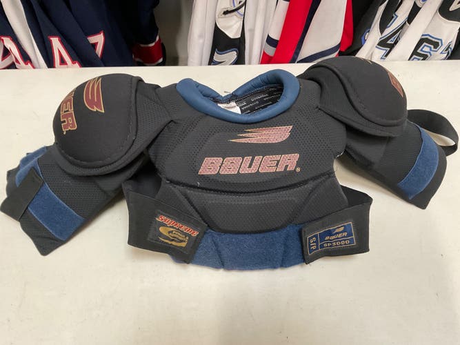 BAUER - SP3000 - Hockey Shoulder Pads - Never Worn - W/tags - Adult SMALL