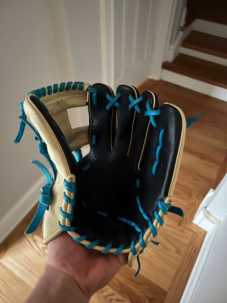 Right Hand Throw 11.5" Z5 Baseball Glove