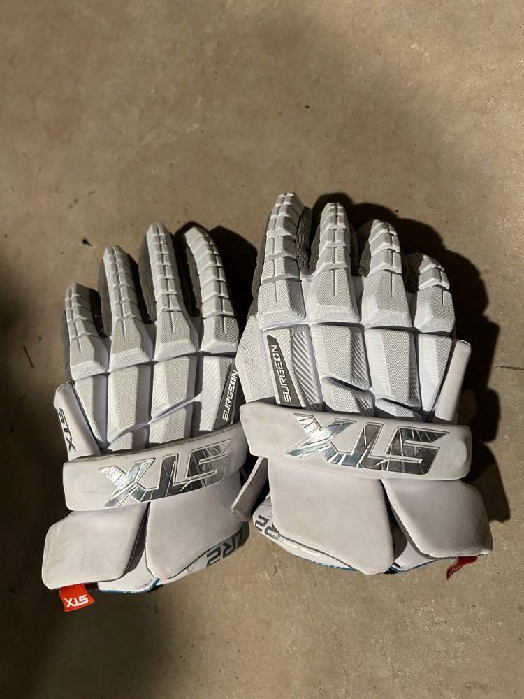 Used  STX Medium Surgeon RZR2 Lacrosse Gloves