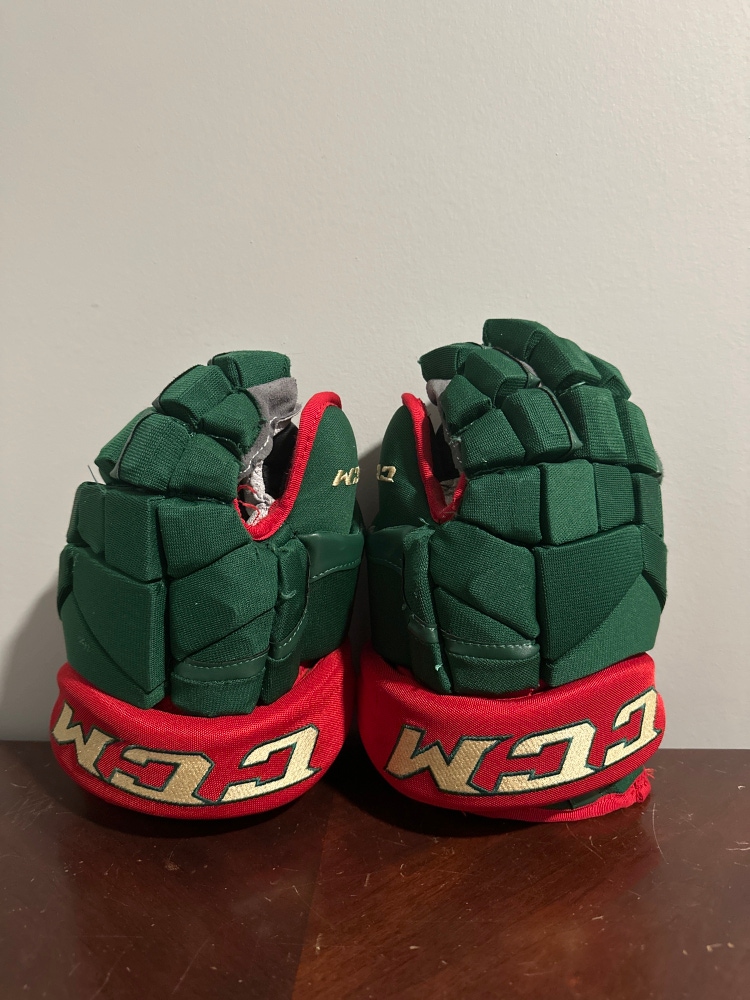 Minnesota Wild CCM 13" Pro Stock HG12 Gloves