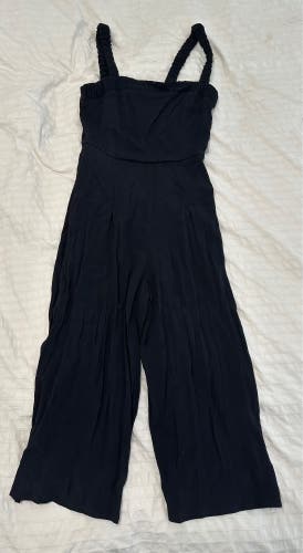 Row A black women’s jumpsuit size small