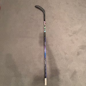 Right Handed Trigger Seven Pro Ccm Hockey stick