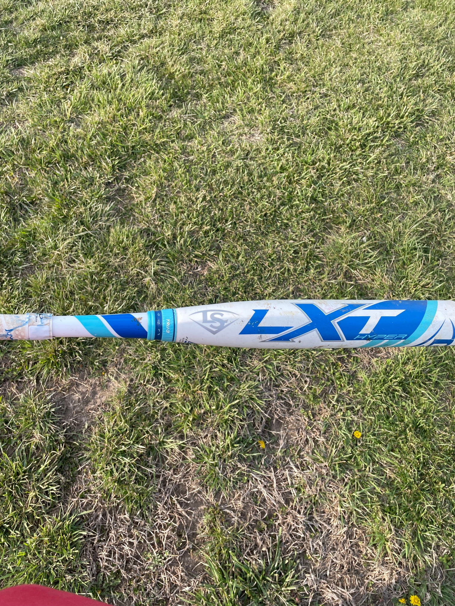 Used Louisville Slugger Composite LXT Bat (-10) 20 oz 30"