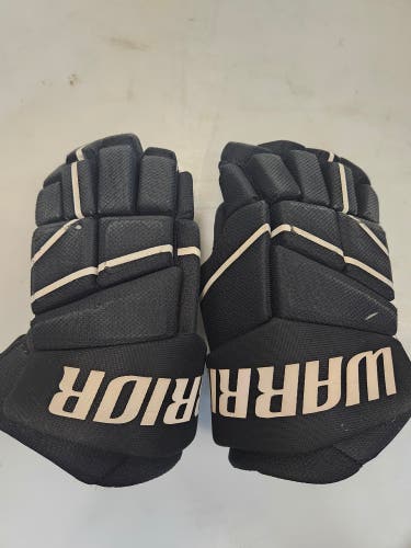 Used Warrior Alpha Gloves 10"