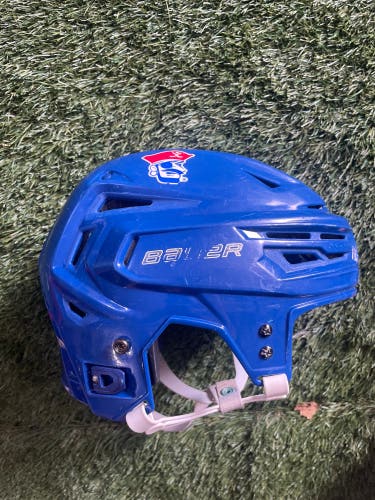 Used Medium Bauer Re-Akt 150 Helmet