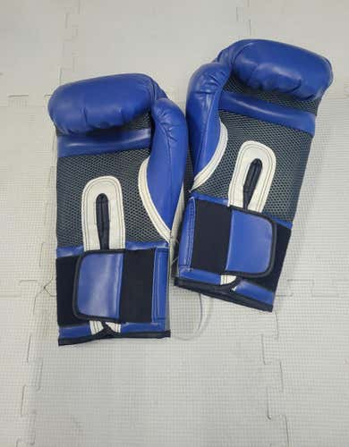 Used Everlast M L 16 Oz Boxing Gloves