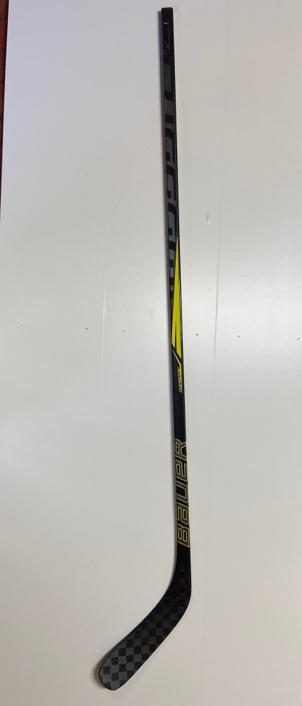Like New Intermediate Bauer Supreme 3S Hockey Stick