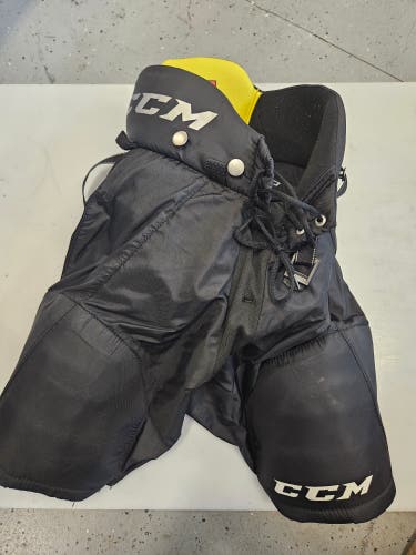 Junior Used Medium CCM Tacks 9550 Hockey Pants
